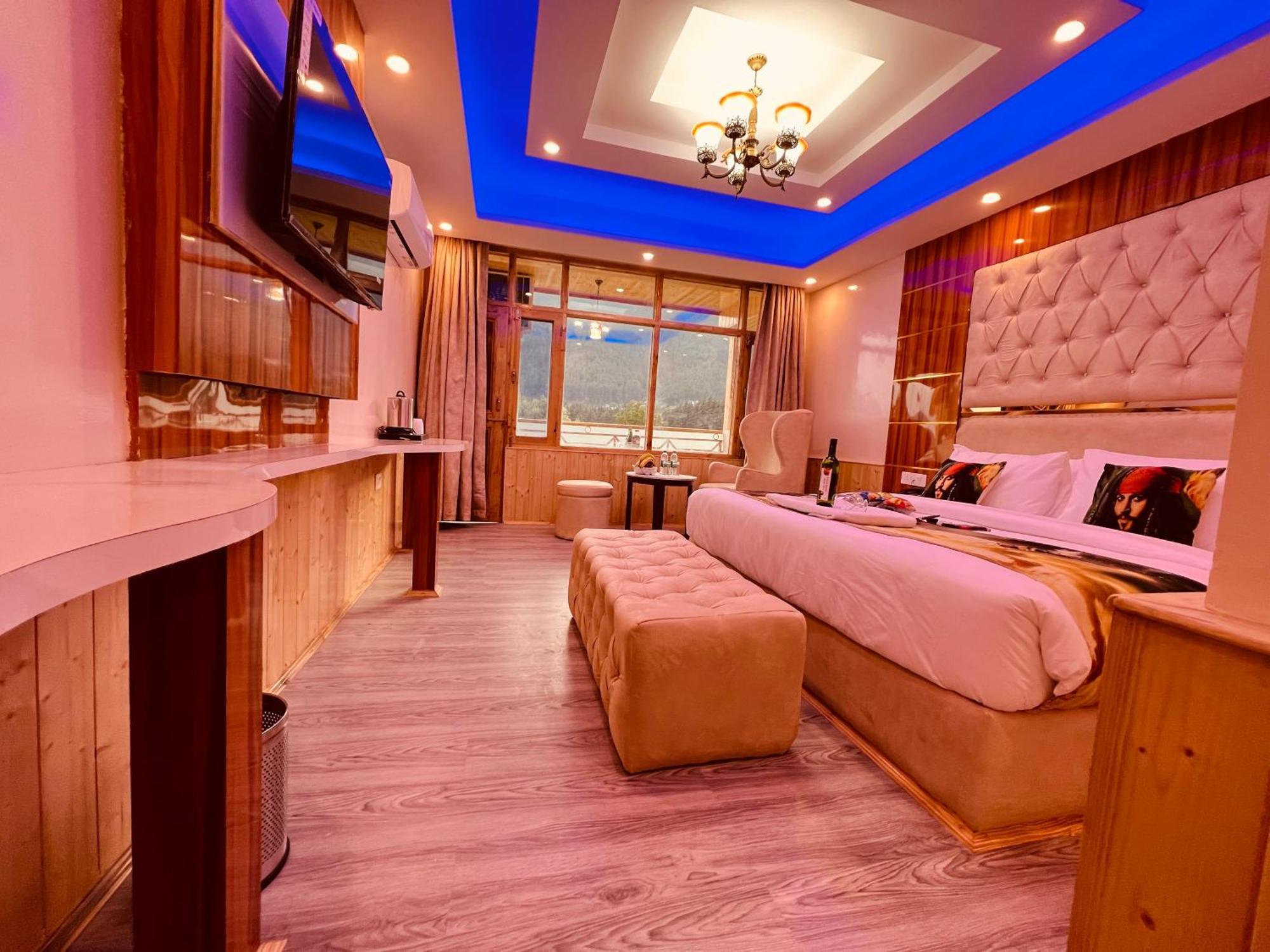 West Western Resort Manali #Neartomallroad #Gym #Lawn #Playingzone #Pooltable #Kidsfriendly #Mountainview #Tabletennis #Familyfriendly #Privateparking ภายนอก รูปภาพ
