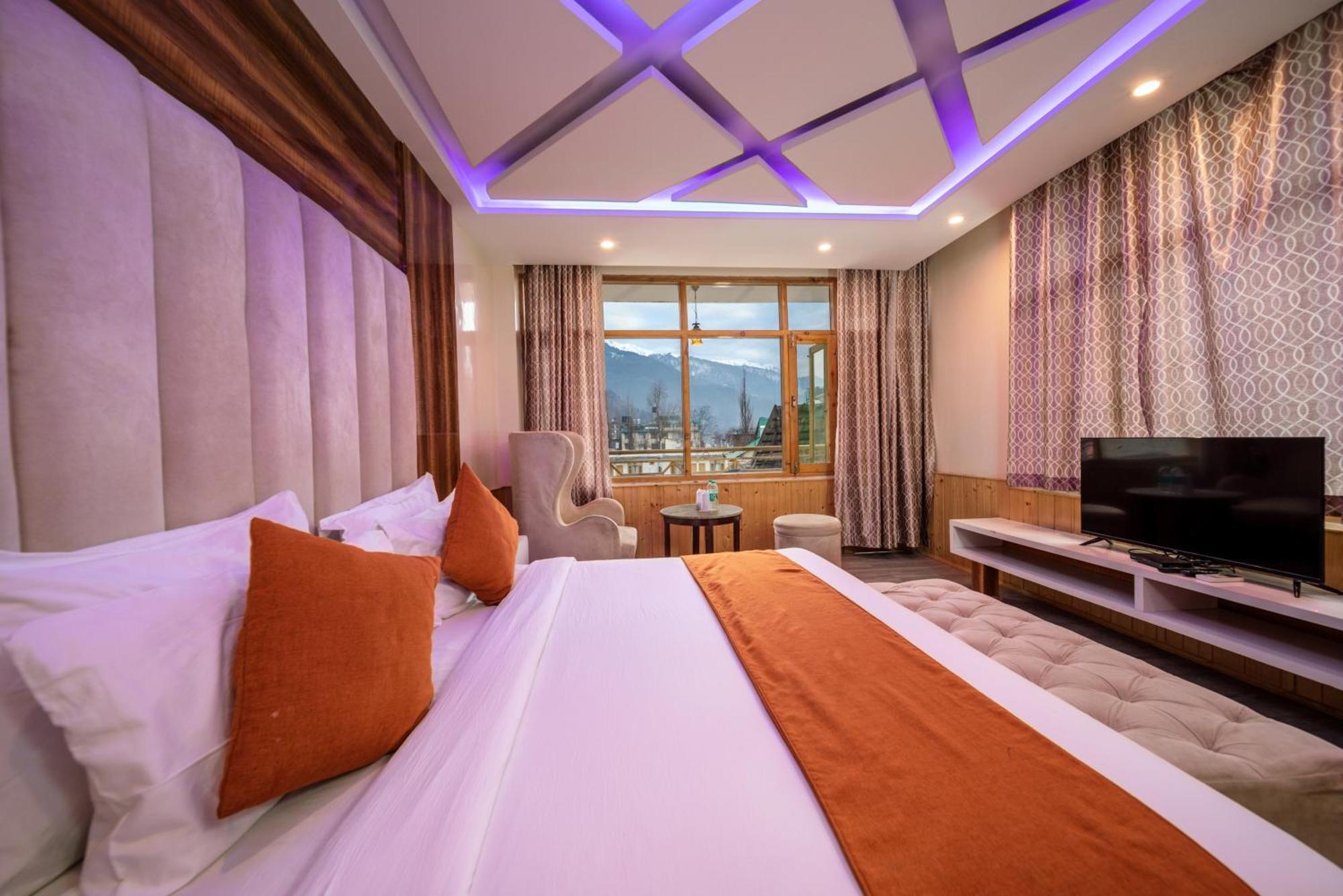 West Western Resort Manali #Neartomallroad #Gym #Lawn #Playingzone #Pooltable #Kidsfriendly #Mountainview #Tabletennis #Familyfriendly #Privateparking ภายนอก รูปภาพ